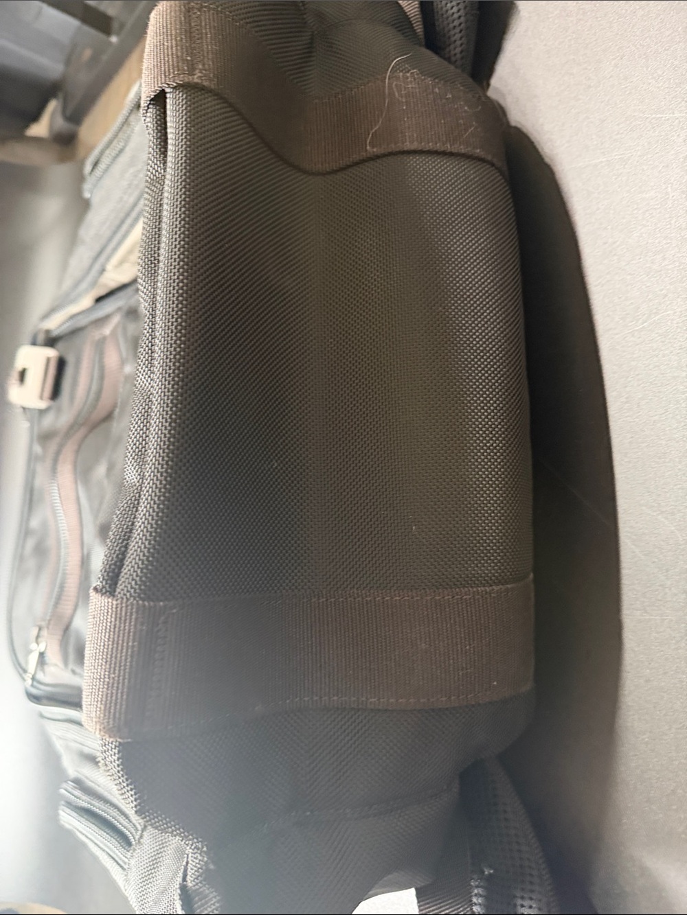 Tumi Alpha Bravo Tacoma backpack in black ballistic nylon with leather trim - Picture 9 of 9